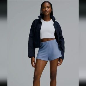 Lululemon Softstreme Ribbed high waisted shorts Size 2 Gray